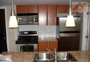 Sweet home in Yaletown - 1 Bedroom (+ solarium & den)