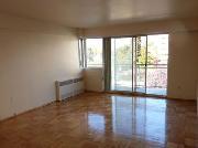 Female Roommate Wanted: Apartment in Kerrisdale, Vancouver